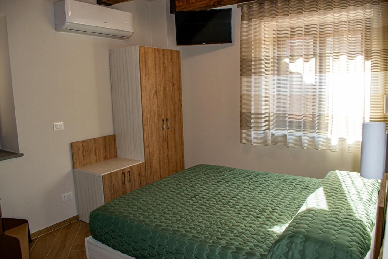 L'Antica Fontana - Casa Vacanze B&B Viggianello Dış mekan fotoğraf